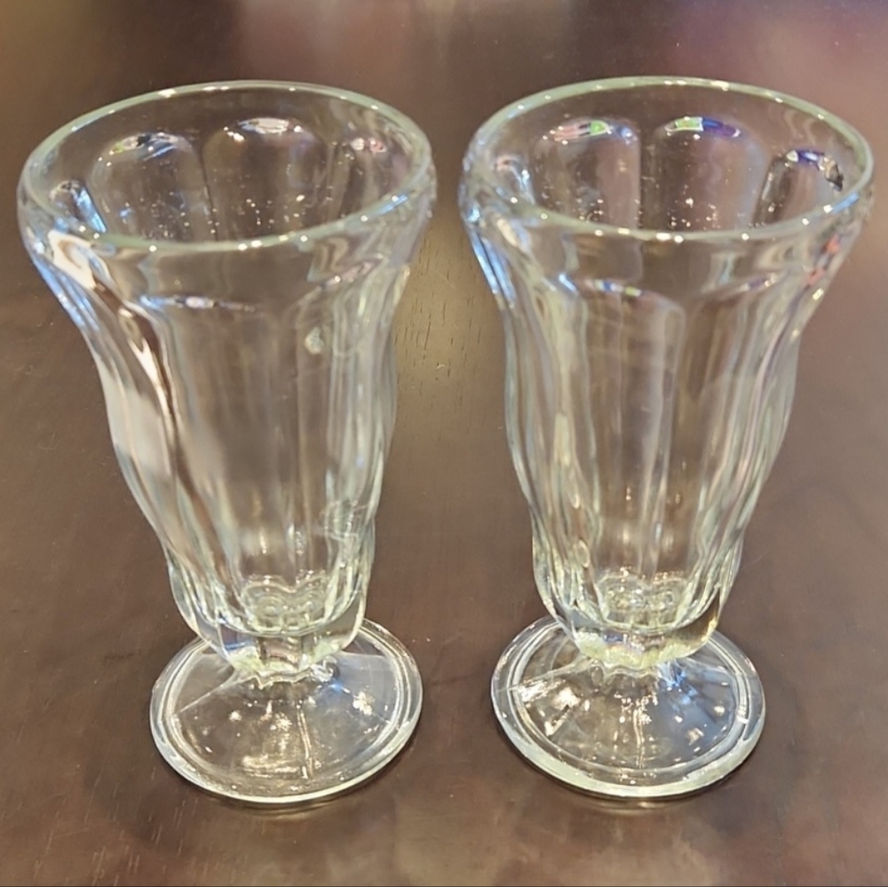 Fountain Glasses, set of 2